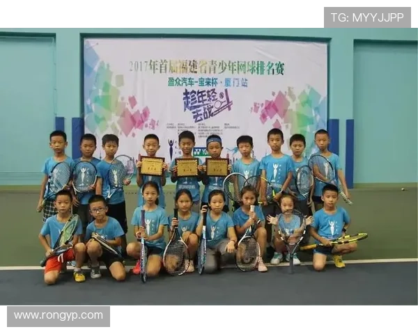 成都网球队与南京网球队赛后技术分析与战术总结